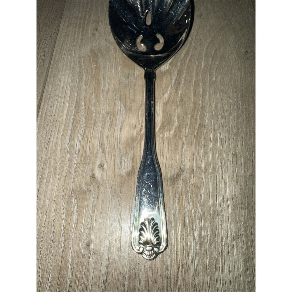 Vintage Retroneu Silver COVENTRY SHELL Silverplate‎ Slotted Serving Spoon